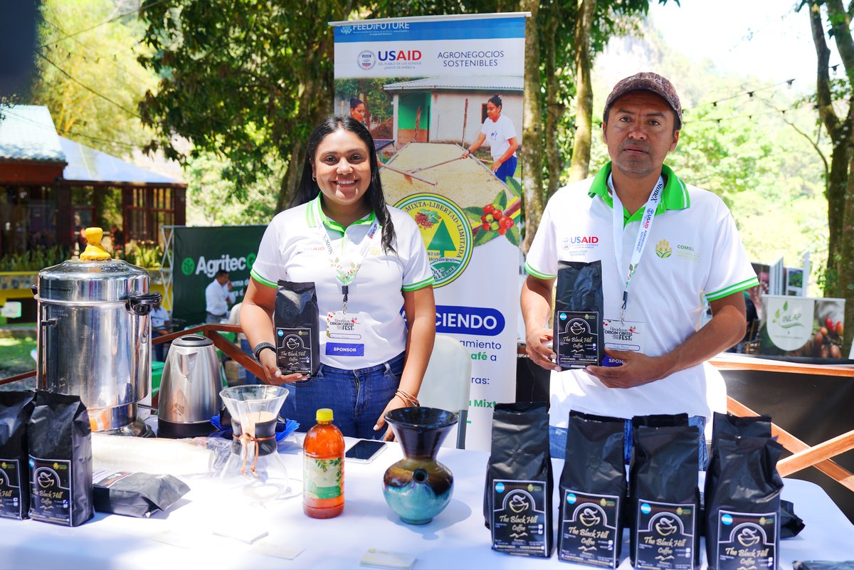 ¡Nuestros socios brillaron en el Honduras Origin Coffee Fest 2024! como patrocinadores, @USAIDHonduras a través de @Agronegocioshn, llevamos a COMILL, FHIA, YAMA y OCAMPO. Un evento único fundado por INLOHER, ¡uniendo a caficultores con el mundo!