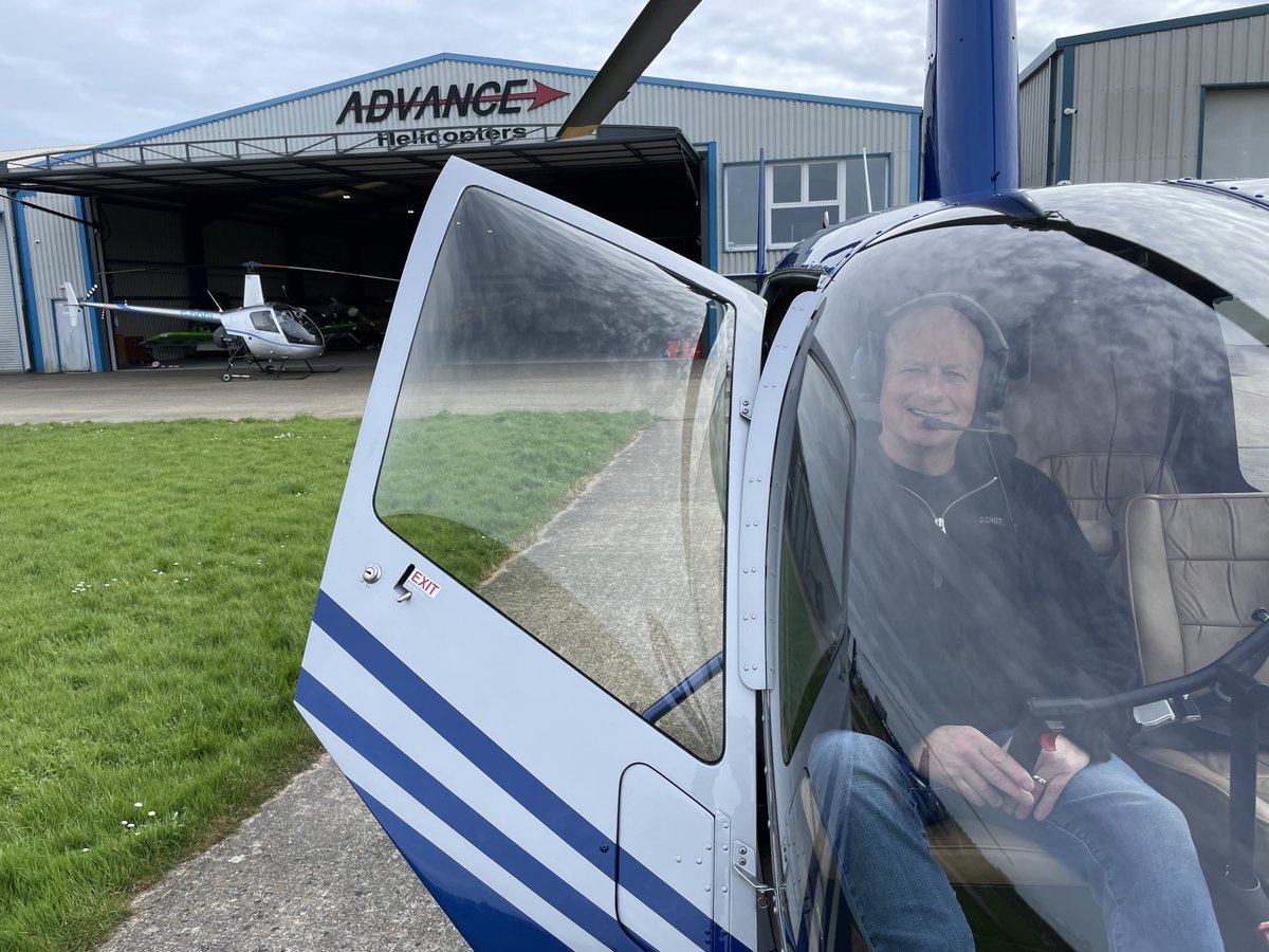 Another annual license proficiency check complete. Thank you to Captain Spencer Philips ⁦@AdvanceHelis⁩ #helicopter #pilots