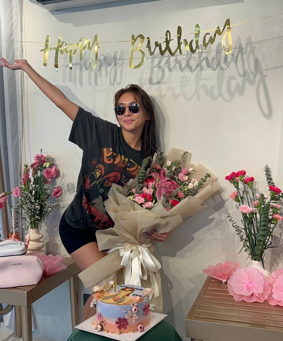 Thank you so much Lancôme Philippines Family for your love, support, and trust to our Queen <a href="/bernardokath/">KATH 🐘</a>. 🌸 Here are some photos from their simple birthday surprise for Kath. 🥹💖

#KathForLancomeIdole #LancomePH