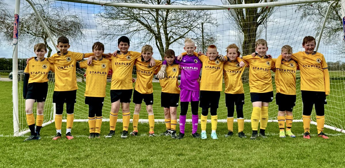 BUCFC's tweet image. U11s played away at South Lincs Swifts. A slow start, the team tried to play the ball through the middle, causing more frustration in a competitive match. In the second half, we started to play how we usually do, using width &amp;amp; producing more fluid football to give us an edge

1/2