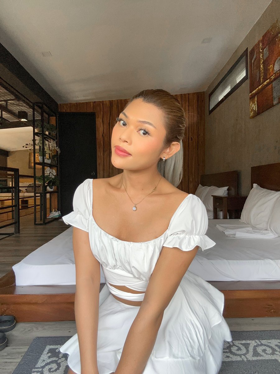 in her soft girl era 🤍✨