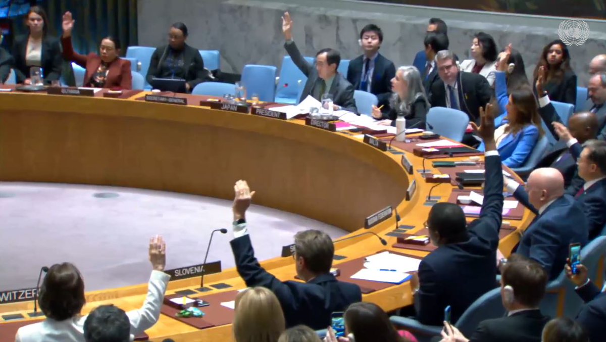 NOW: #UNSC adopts resolution on #Gaza that "demands an immediate #ceasefire for the month of #Ramadan respected by all parties leading to a lasting sustainable ceasefire, and also demands the immediate and unconditional release of all hostages, as well as ensuring humanitarian
