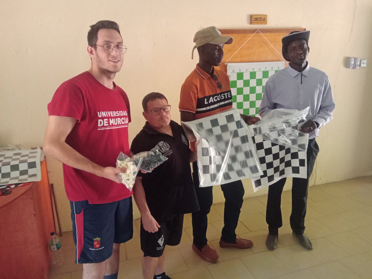 gambia_chess tweet picture