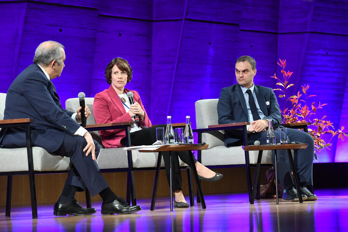 Today, at the 4th annual meeting of the Global Education Coalition at @UNESCO, Manos Antoninis, #GEMReport Director, shared some valuable insights on the #SDG4 progress & the transformative impact of technology in education. ➡️ bit.ly/3vukkSX #TechOnOurTerms