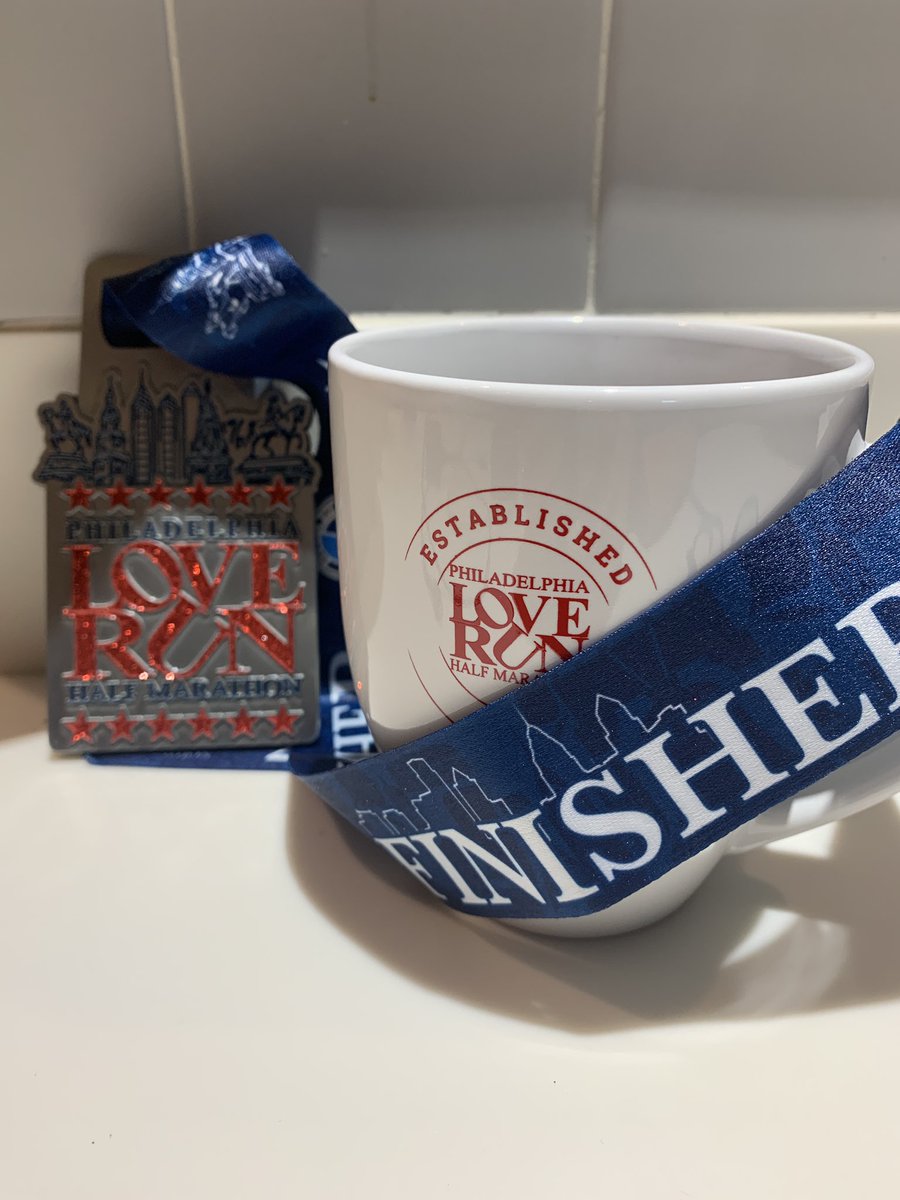 Do you know what is better than #medalmondays ?
A matching medal mug!
Thank you @loverunphilly for all the feels.
This is the race that made me fall in ♥️ w/running Philly.
Cheers to all the runners, volunteers and spectators.
The L♥️VE is real.