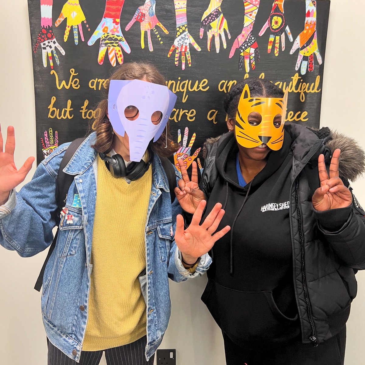 As Easter is approaching we are celebrating our many outreach programmes wrapping up for the term. Our facilitators at Earlham Primary worked with Year 1 students to create a devised performance exploring kindness 🐘🐯✨