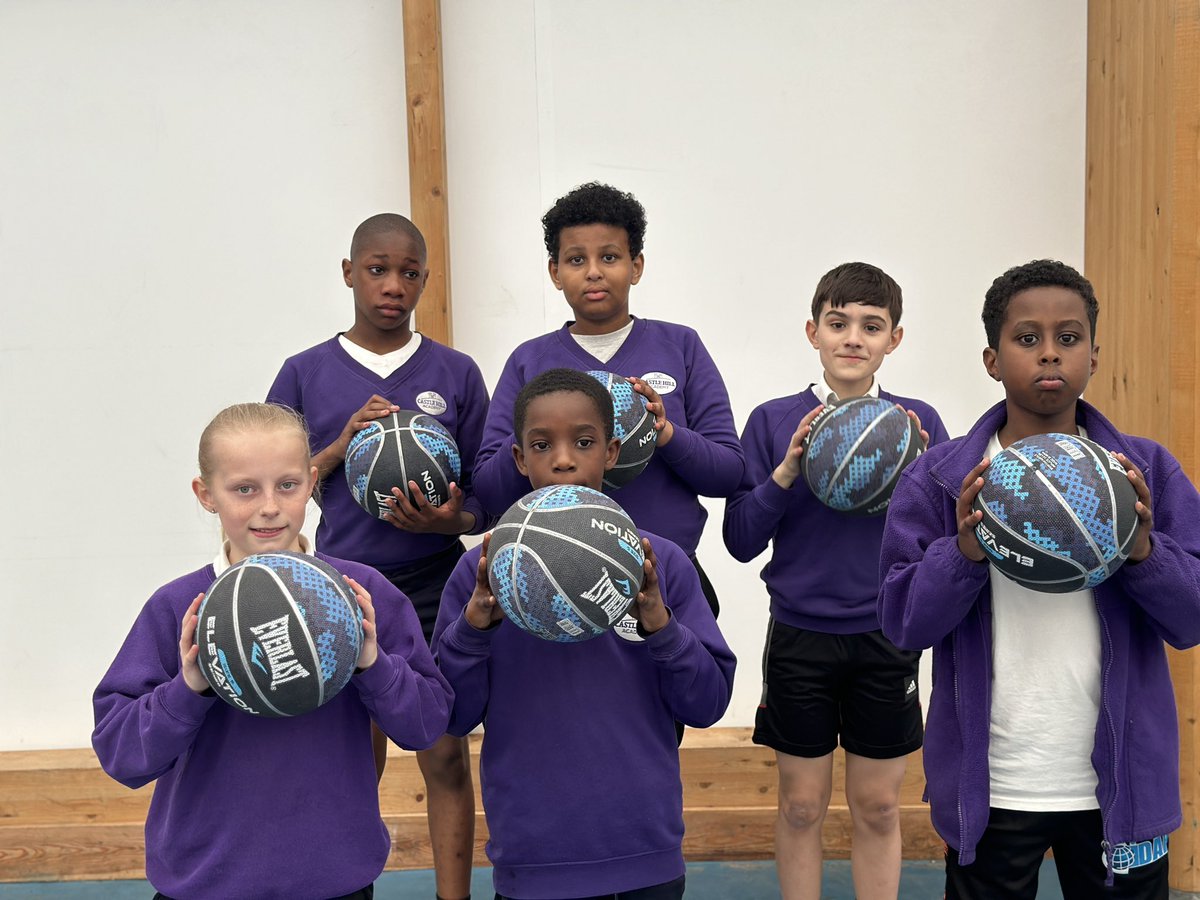 MMCameron's tweet photo. Basketball competition ready !!!

@croydonssp 
@Moving_Matters 
#movingmatters #pe #physicaleducation #sports #basketball https://t.co/6BYLX0uLZI