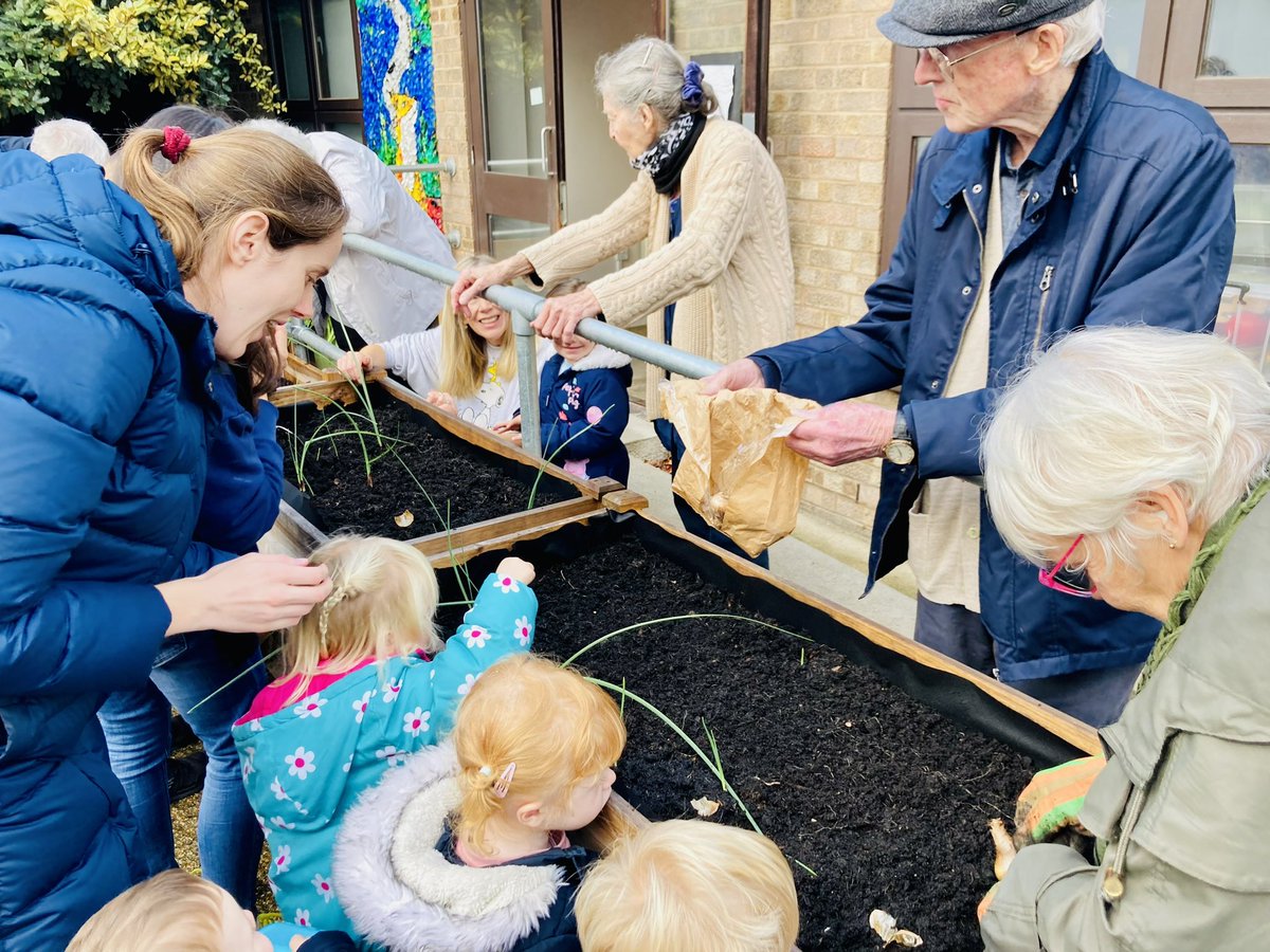 Our autumn planting session has produced glorious spring flowers!They are bringing everyone such joy.🌷🌼 #intergenerational #grandfriends #springhassprung #springbulbs #sparkletogether