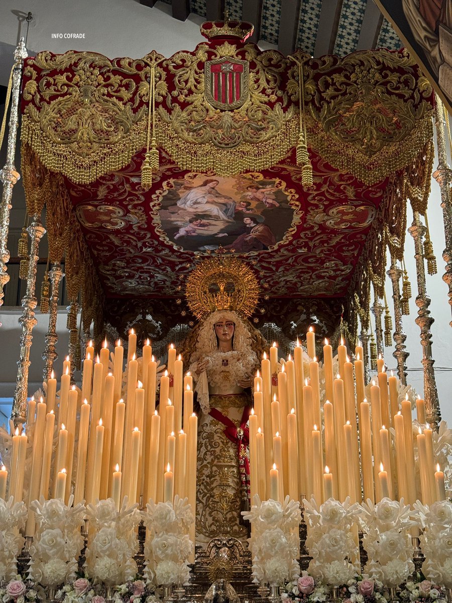 ⚫️⚪️ Triste Lunes Santo en el Tiro de Línea. Jesús Cautivo y Nuestra Señora de las Mercedes 
#SSantaSevilla24 #LunesSanto24 #LunesSantoenSevilla #SantaGenoveva24