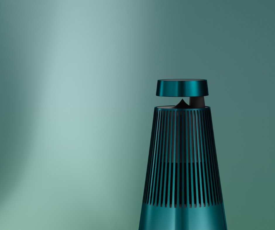 Beosound 2 Northern Sky Turquoise doesn’t just dance between profound darkness and celestial wonder.

Learn more: bang-olufsen.com/en/story/ateli…

#BangOlufsenAtelierEditions
#BangOlufsen