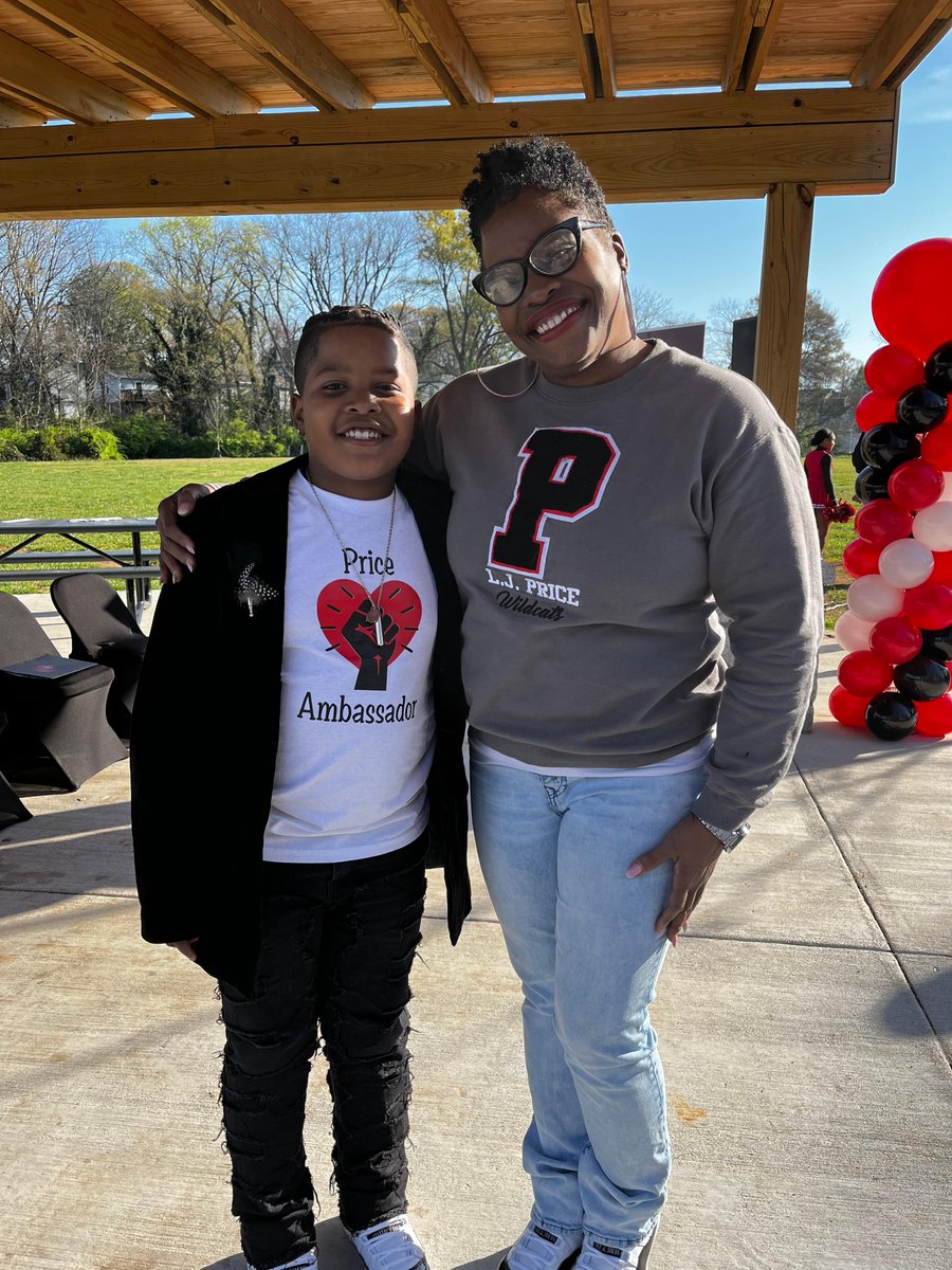 We are so grateful to unveil the @apsprice Community Schoolyard! @apsupdate and the @tpl_org created a space for community members to congregate safely and enjoy nature. We're so pleased to share this new space with our neighbors.