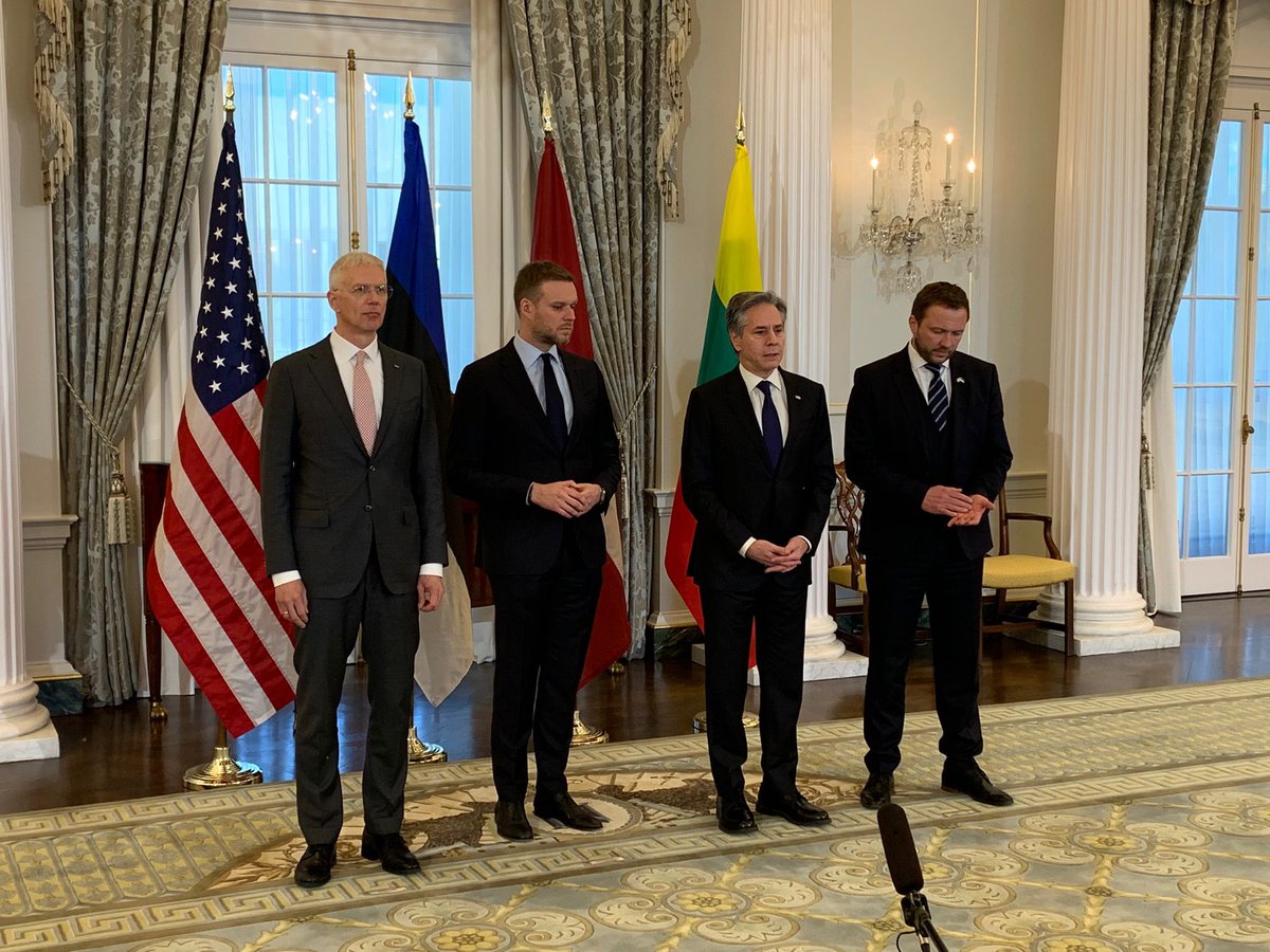 At the @StateDept, #Baltic Foreign Ministers meet with @SecBlinken to discuss #transatlantic cooperation, #NATO defense and deterrence, containing Russia, and other global issues. Baltic - U.S. relations are as strong and resilient as ever. #StrongerTogether 🇱🇻🇪🇪🇱🇹🇺🇸