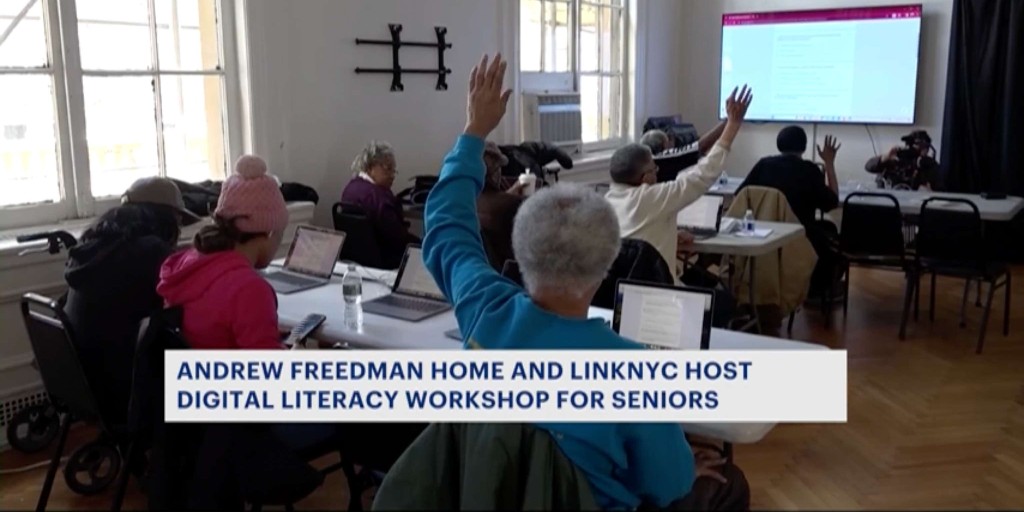 Scammers beware! At the Bronx Gigabit Center, #NYCOTI partners LinkNYC and the Andrew Freedman Home teamed up on essential digital literacy workshops helping seniors avoid ever more sophisticated scams, fraud and identity theft. Watch 👀: on.nyc.gov/4cnOqbt @news12bx