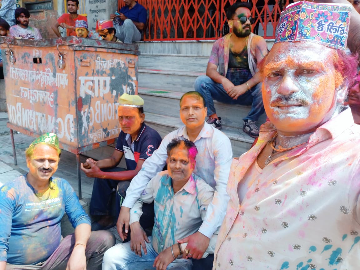 vksharma1977's tweet photo. Kashi ki holi https://t.co/6lnXIgR6Cp