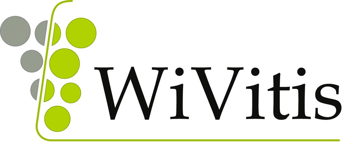JKI_Bund's tweet photo. Die Projektseite unseres #EU-@InterregRSOR-Projekts #WiVitis ist online - in DE, FR, und EN 🇩🇪🇫🇷🇬🇧! #Weinbau-Praxis und #Wissenschaft nehmen im Projekt #PIWIs ins Visier. Außerdem geht's um #Klimawandel-Folgen im Weinbau und #Traubengesundheit.
💻https://t.co/wMlv9IeP7Z https://t.co/M8NwWprzy0