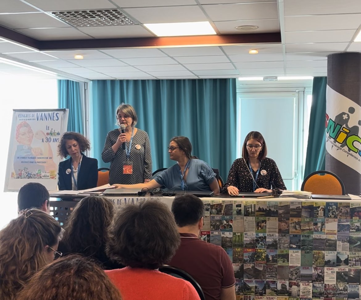 SNICSFSUAix's tweet photo. Ouverture du congrès national du SNICS-FSU pour ses 30 ans à Vannes en présence de @BenoitTeste @FSU13Bdr @FsuNationale https://t.co/GNAOjWvA1H