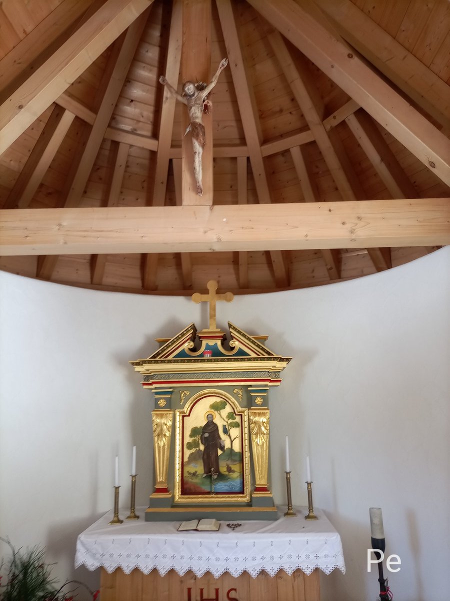Hauseigene kleine Kapelle vom Eberlehof in Riezlern (AT)
Innen 😍