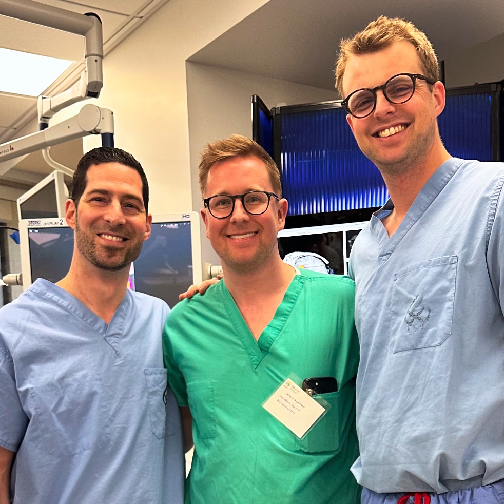 Had an absolute blast at the @OHSUBrain #SFN course directed by Dr. Kim Burchiel and @raslanneuro as well as many other internationally known experts in the neurosurgical community. I’m grateful to have been selected to participate!