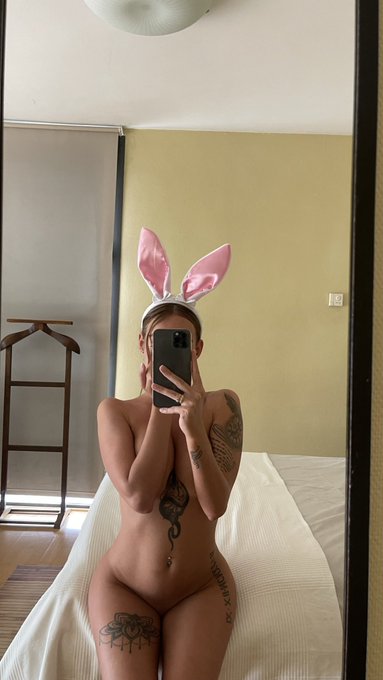 🐇 https://t.co/Z96a9DovKx