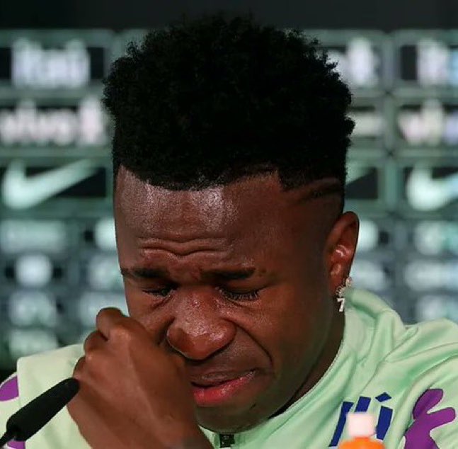 عمرو tweet media