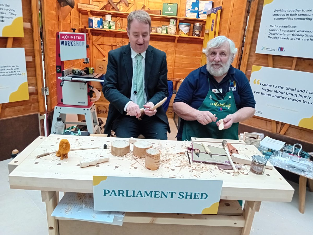 Great to stop by @UKMensSheds's Parliament Shed last week - the charity raises awareness of men's wellbeing. Discussed the health, wellbeing and social benefits of community-run Men’s Sheds.