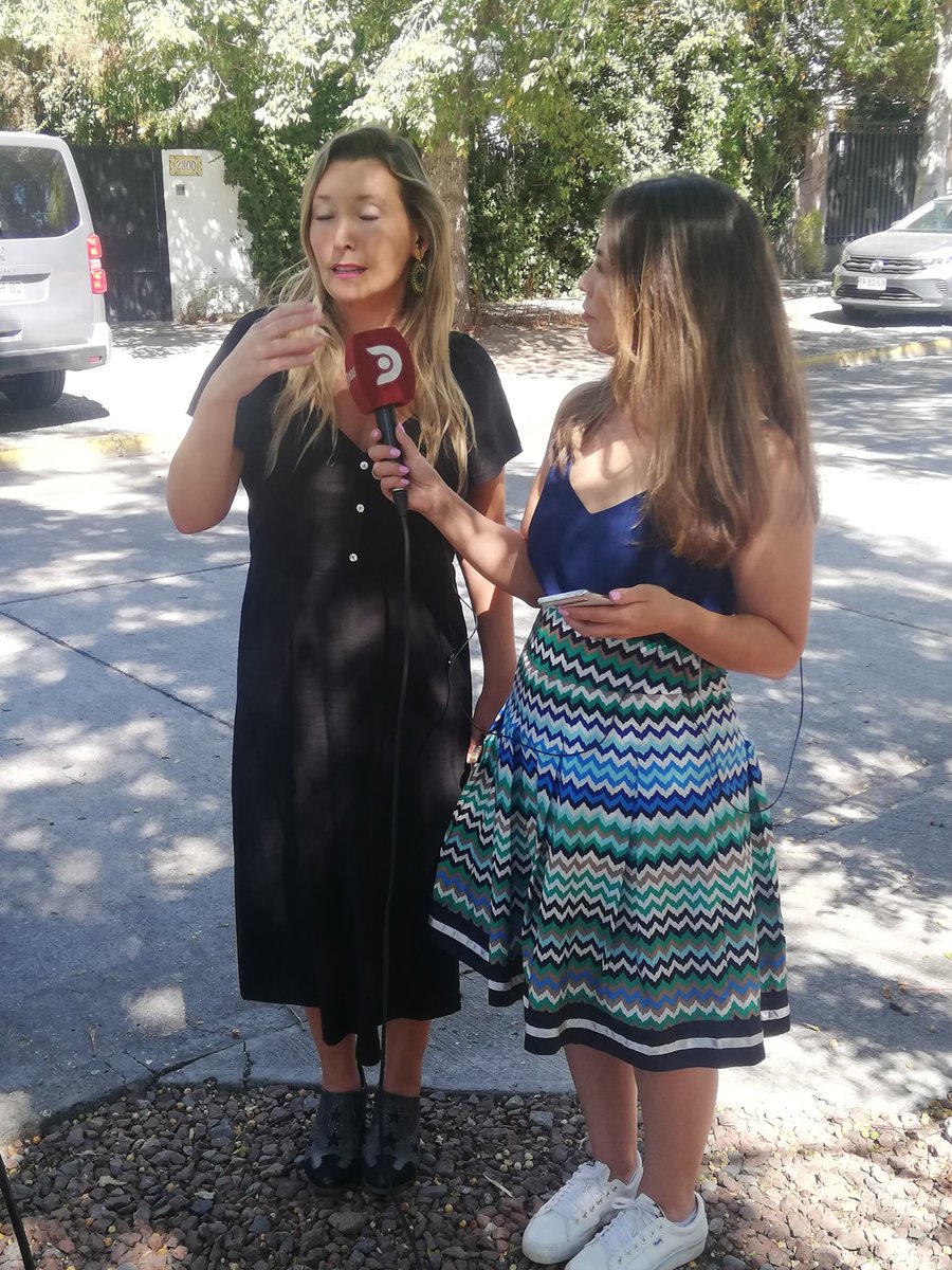 Cristian Urbina Salgado (@curbina1972) on Twitter photo A esta hora <a href="/lucialopezchile/">Lucía López</a> conversa con la economista Victoria Paz <a href="/vicpazm/">Victoria Paz</a> sobre la crisis de la empresa <a href="/somoshuachipato/">Siderúrgica Huachipato</a> en <a href="/DNewsOK/">DNewsOK</a> a través de la señales 700 y 1700 de <a href="/DIRECTVLA/">DIRECTV LatinAmerica</a> A esta hora <a href="/lucialopezchile/">Lucía López</a> conversa con la economista Victoria Paz <a href="/vicpazm/">Victoria Paz</a> sobre la crisis de la empresa <a href="/somoshuachipato/">Siderúrgica Huachipato</a> en <a href="/DNewsOK/">DNewsOK</a> a través de la señales 700 y 1700 de <a href="/DIRECTVLA/">DIRECTV LatinAmerica</a>