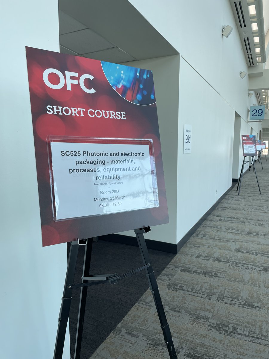 . @PIXAPPPilotLine's Prof Peter O'Brien, of @TyndallInstitut, starting a busy week at @ofcconference in San Diego 🇺🇸 with a four hour course on #Photonics Packaging and Integration! #OFC24