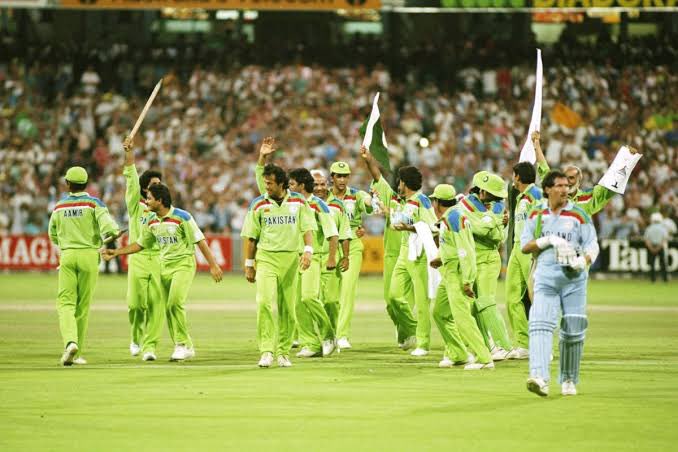 🏆 #OnThisDay 🔙 in 1992, we ruled the world!

#UnitedForPakistan #WorldChampions #UnitedWeWin