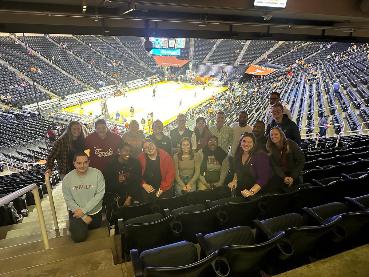 Liz Taylor tweet media