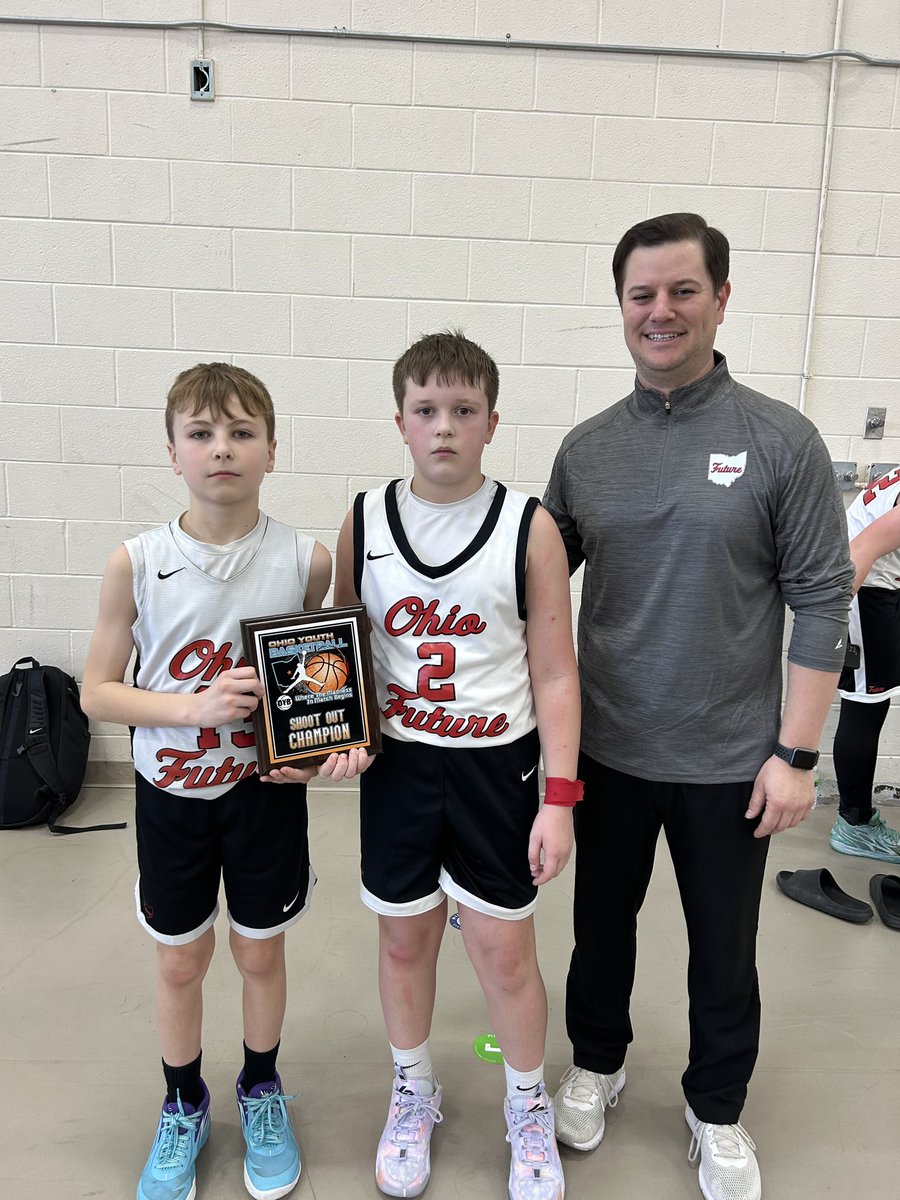 PhiloBoysHoops's tweet photo. Philo Boys cleaned up this weekend 

-Freshman Kole Cash and his Philo Future team finished 2nd. 

-8th gradersWalker Dupler, Adam Philip, and Phalon Henderson took 1st

-3rd graders Rogan Trout and Carter Geyer finished 2nd

-6th graders Bryce Sprankle and Dylan Swope took 1st https://t.co/zdA3gdwvJ3