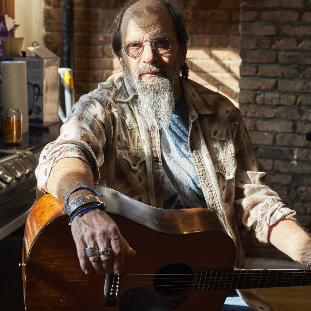 Get ready to hit the 'Copperhead Road' with the legendary Steve Earle for a solo acoustic night! 🎸 Experience his iconic tunes in an intimate setting. Don't miss out! 🎟ticketmaster.ca/event/3100606F…