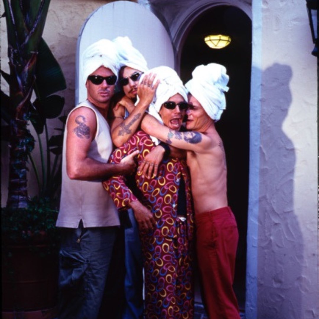Throwback to the The Red Hot Chili Peppers getting up to their usual shenanigans in their favorite villa. What’s your favorite song by the band? #RedHotChiliPeppers #classicrock #SunsetMarquisHistory #SMHistory
