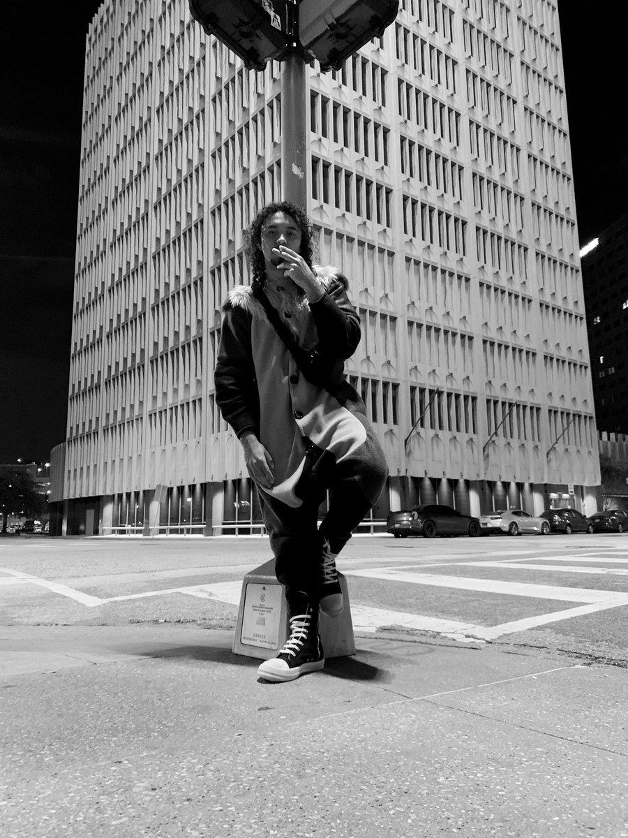 Cigarettes are yucky 🚬 

📸: <a href="/ohnomarr/">Mar</a>