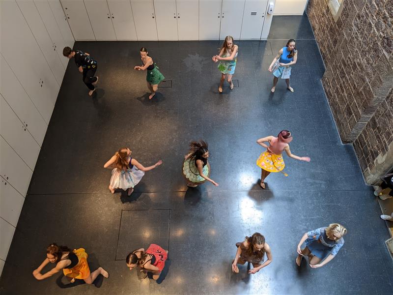 Tomorrow at 11am we're hosting @ExeterCollege 's dance and textile students' annual performance! 💃🕺 Find out more >>> rammuseum.org.uk/whats-on/bill-…