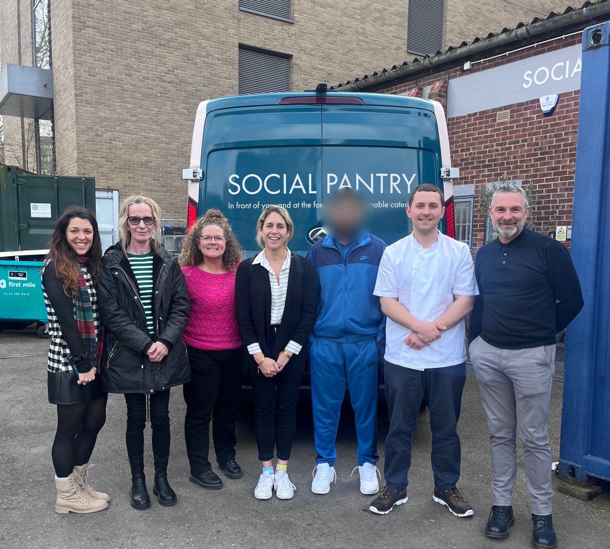 Last week, we visited @social_pantry with one of our men on temporary licence. He's currently working with the Social Pantry team in our officer's mess, so it was great for him to see the training and employment opportunities available to him on release 👨‍🍳🍽 @MGlassup @potts70