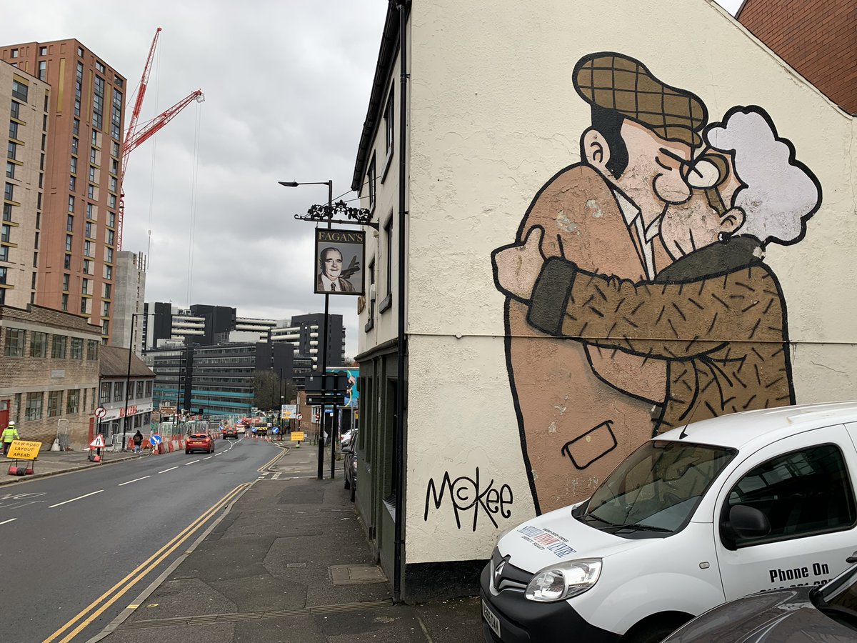 Just a minute's walk away ⏱️ The infamous @FagansSheff and 'The Snog' by Sheffield's own @PeteMcKee are a stone's throw away from Pennine Five 🍺