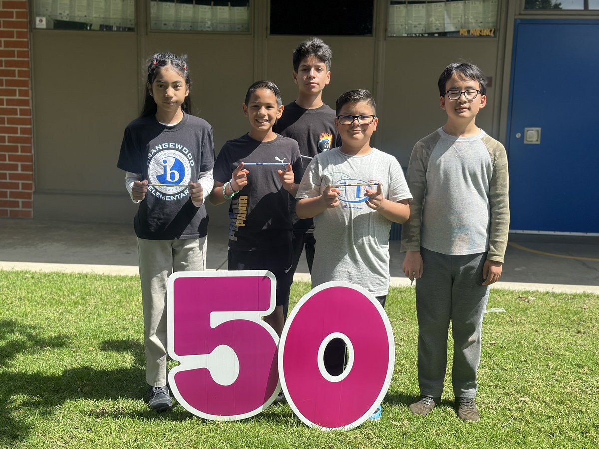 Mile Club Monday 🏃🏻‍♀️🏃🏻🏃🏻‍♂️ 

These dedicated students reached 5️⃣0️⃣ miles! <a href="/WestCovinaUSD/">West Covina USD</a> <a href="/100MileClub/">100 Mile Club®</a>