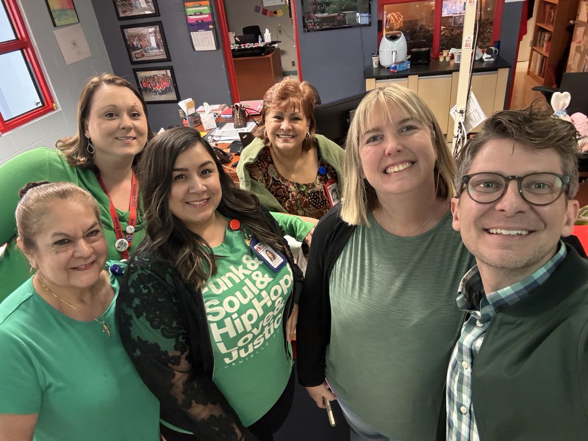 We joined in solidarity, wearing green to honor those lost at @HaysCISD. 💚 If you want to help, consider donating to assist w/ medical & other expenses. GoFundMe for those involved at @HornetStrong: bit.ly/49qVKk1 GoFundMe for funeral expenses: bit.ly/3TSkflA