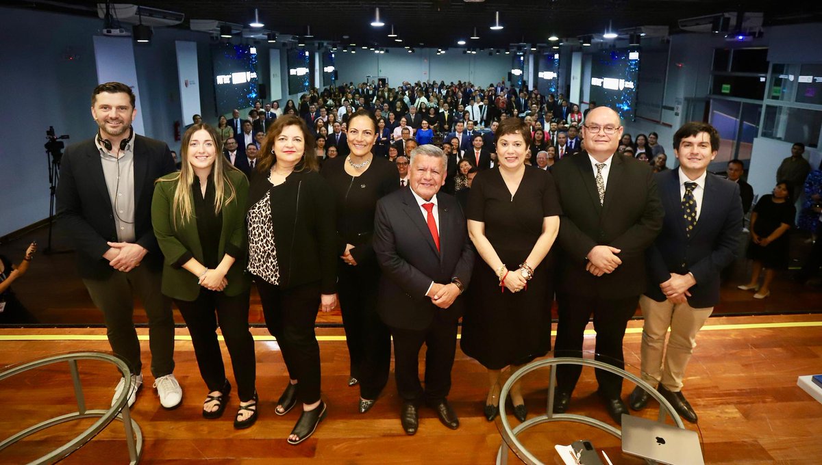 Last week's workshop with <a href="/UCV_Peru/">Universidad César Vallejo</a> was an incredible journey. Centered around "3 Steps Towards an Entrepreneurial Mindset," 280 faculty engaged in interactive activities that enhance learners' experiences to meet evolving needs. We're excited to see what they do next.