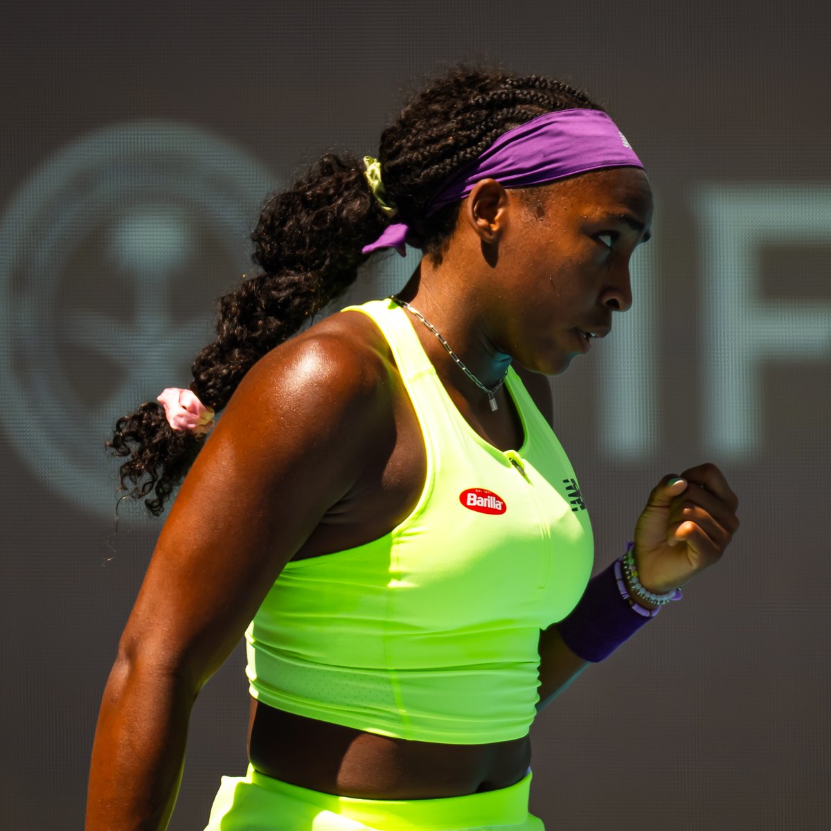 WTA's tweet photo. Ever the fighter 👊

@CocoGauff forces a decider against Garcia, 3-6, 6-1!

#MiamiOpen https://t.co/NC3rXc79db