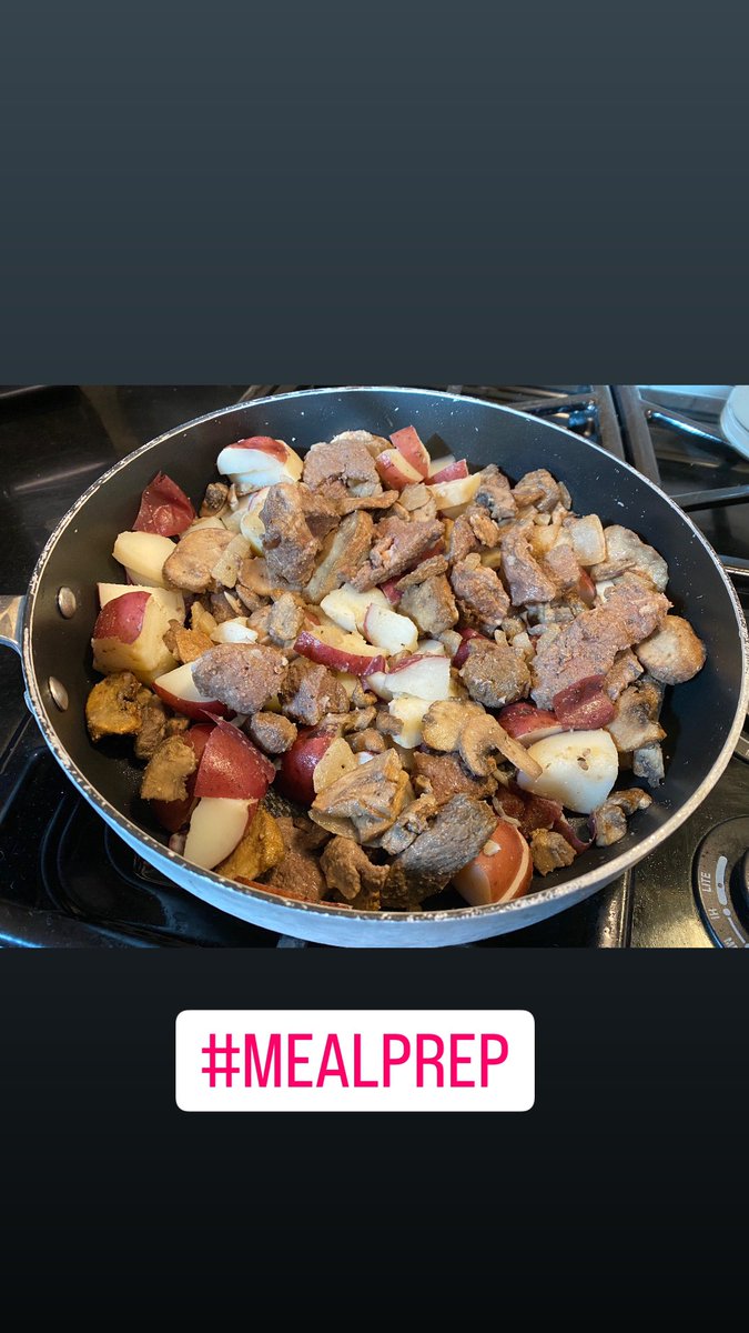 CFUnaStamus's tweet image. Meal Prep! 

crossfitunastamus.com/programs/nutri…

#fuelthemachine #cfusnutrition #burnfatbuildmuscle #eggs #steak #proteins #healthycarbs #mealprep #nutrition #baseofthepyramid #cantouttrainabaddiet #morethanjustagym #crossfitunastamus #unastamusfitness