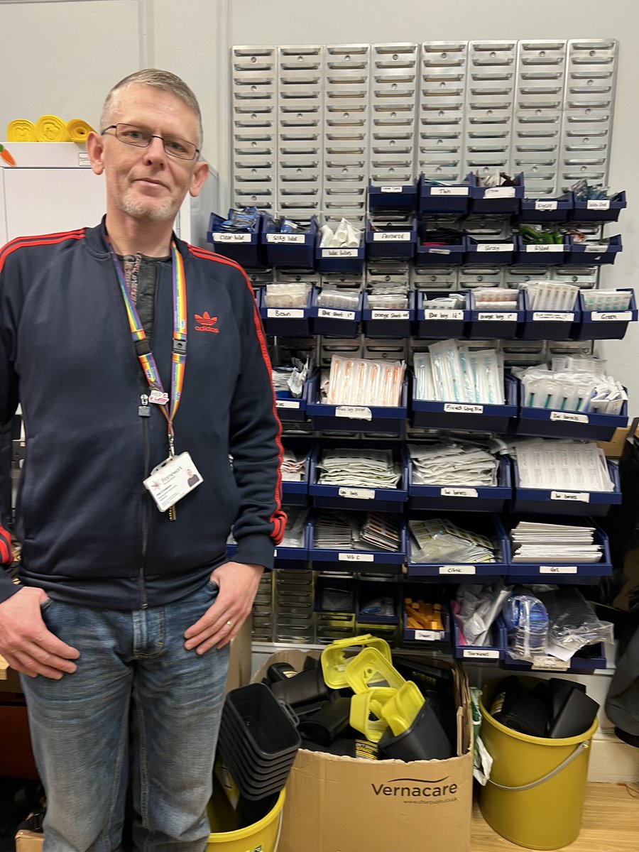 Big respect to Nottingham Health Shop NHS Needle and Syringe Programme who I visited 3 weeks ago with @pwidpride. The @safe_pipe study with @LSHTM has increased reach of service. Thanks to Phil Crowson for the practical #harmreduction education! @Coactteam