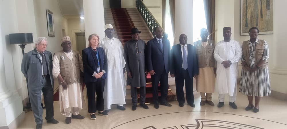 This evening, I joined other Heads of Election Observer Missions to pay a courtesy call on Senegalese President, His Excelleny Macky Sall, and offer our felicitations to him and the people of Senegal for the peaceful conduct of yesterday's Presidential election. I am…