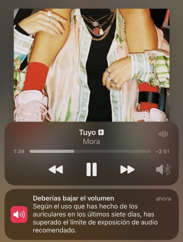 COMO LE VOY A BAJAR EL VOLUMEN ?