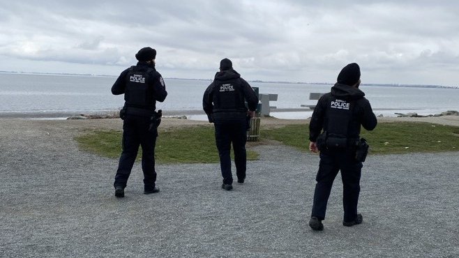 Surrey Police Service tweet media