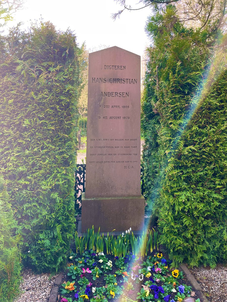 palaeo_mich's tweet image. Day 3: today we explored diversity and the city in Freetown Cristiana and Norrebro, Copenhagen @NewGeographyUCC