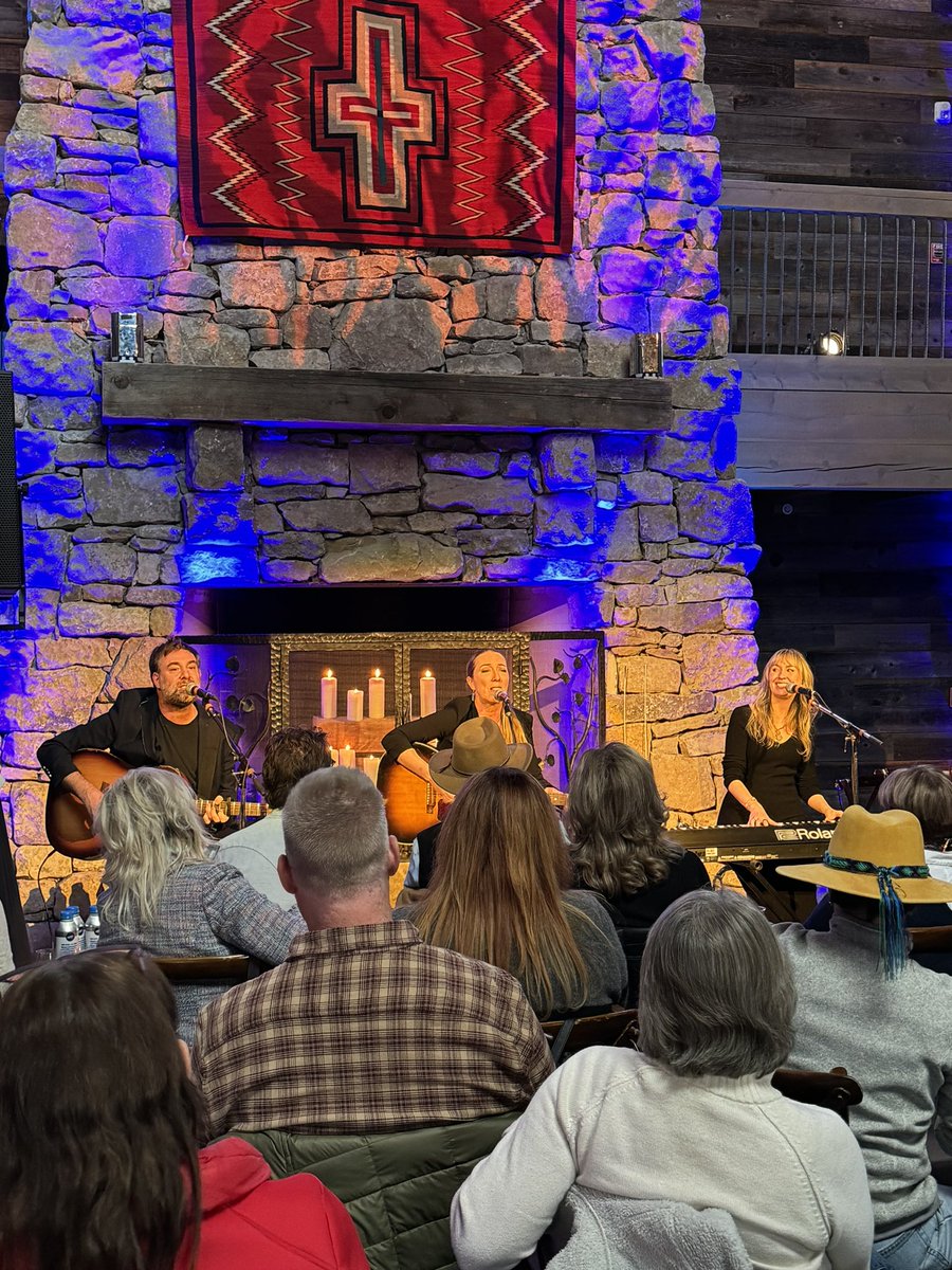 BluebirdCafeTN tweet picture