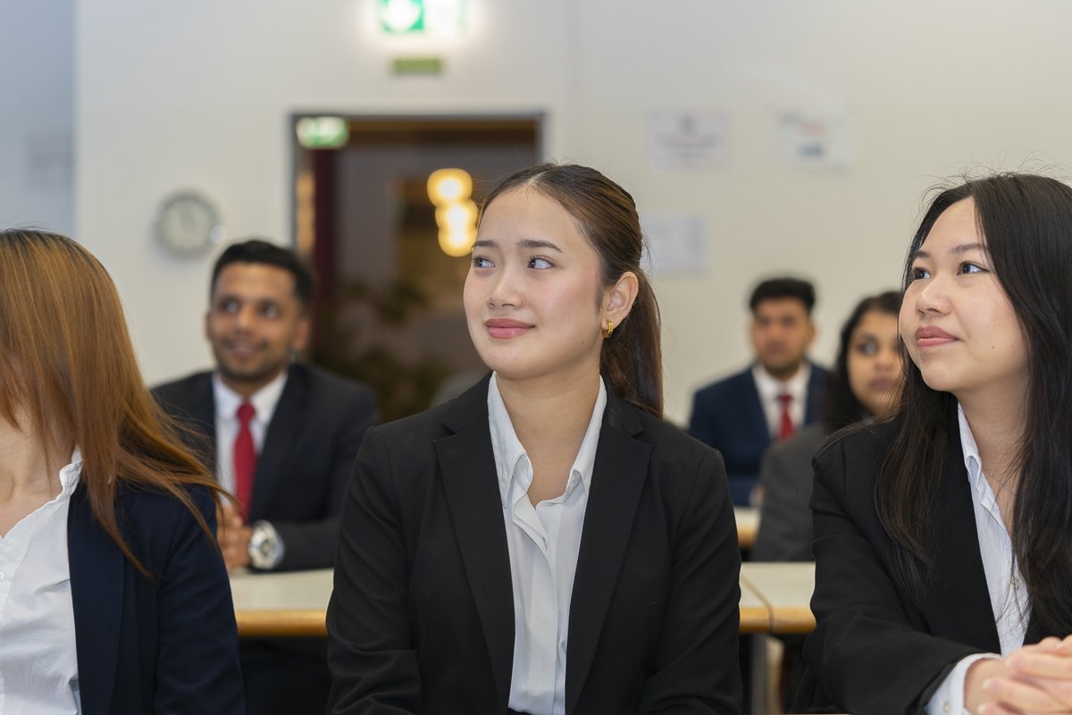 BHMSLucerne's tweet image. BHMS students get work opportunities in the Rooms Division, Back Office, Food &amp;amp; Beverage, and Culinary Arts at the Ritz-Carlton luxury lifestyle hotel. 
Do you also want to work in luxurious hotels? ⁠⁠ 

#BHMS #CareerDays #USinternships #USA #bhmsstudents #internships #career