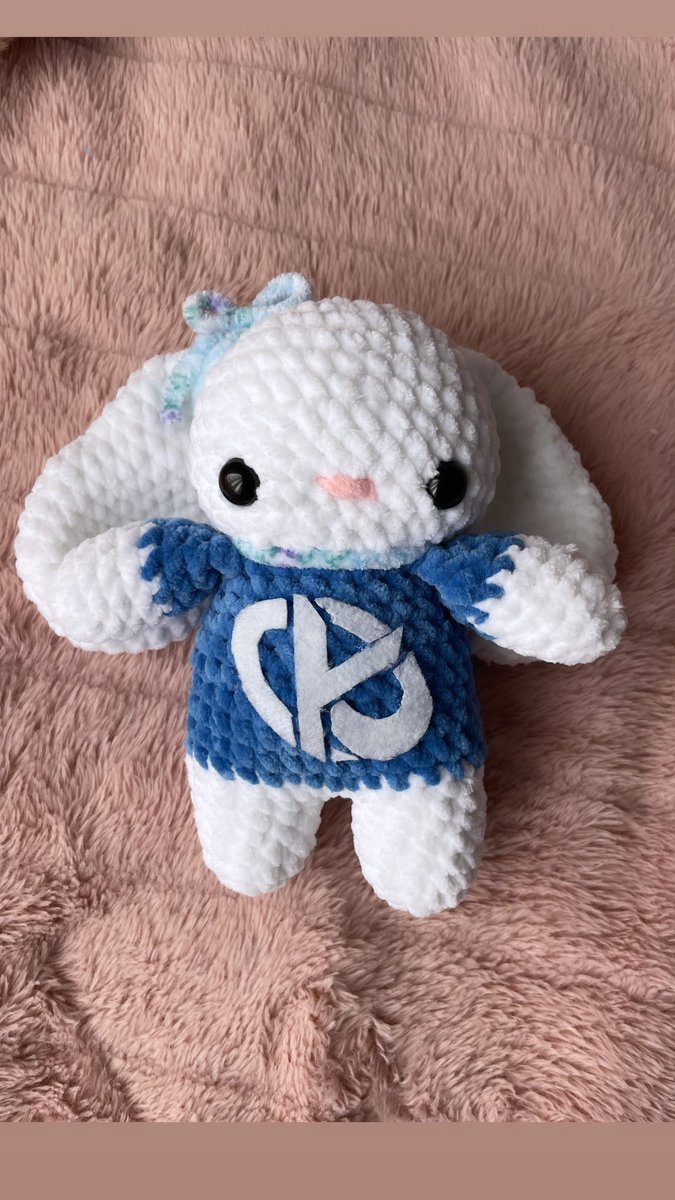 polarbeeru's tweet image. [GIVEAWAY] Deuxième giveaway de peluche KC ! 

Pour tenter de remporter le Karmine Bunny, il faut : 

✨ Follow @polarbeeru 
✨ RT Ce poste 

Tirage au sort le 22/04/2024 🍀