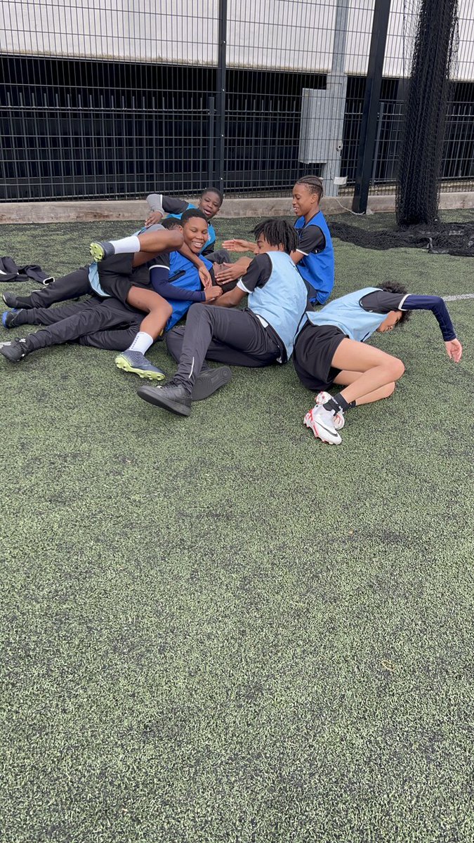 Great to see our Street Soccer Junior Academy students having fun playing football before breaking up for the Easter break. Fantastic team work on and off the pitch, showing the strong relationships they have built up.